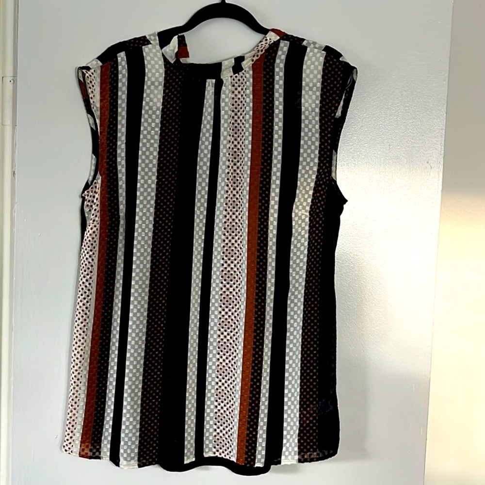 Short sleeve blouse